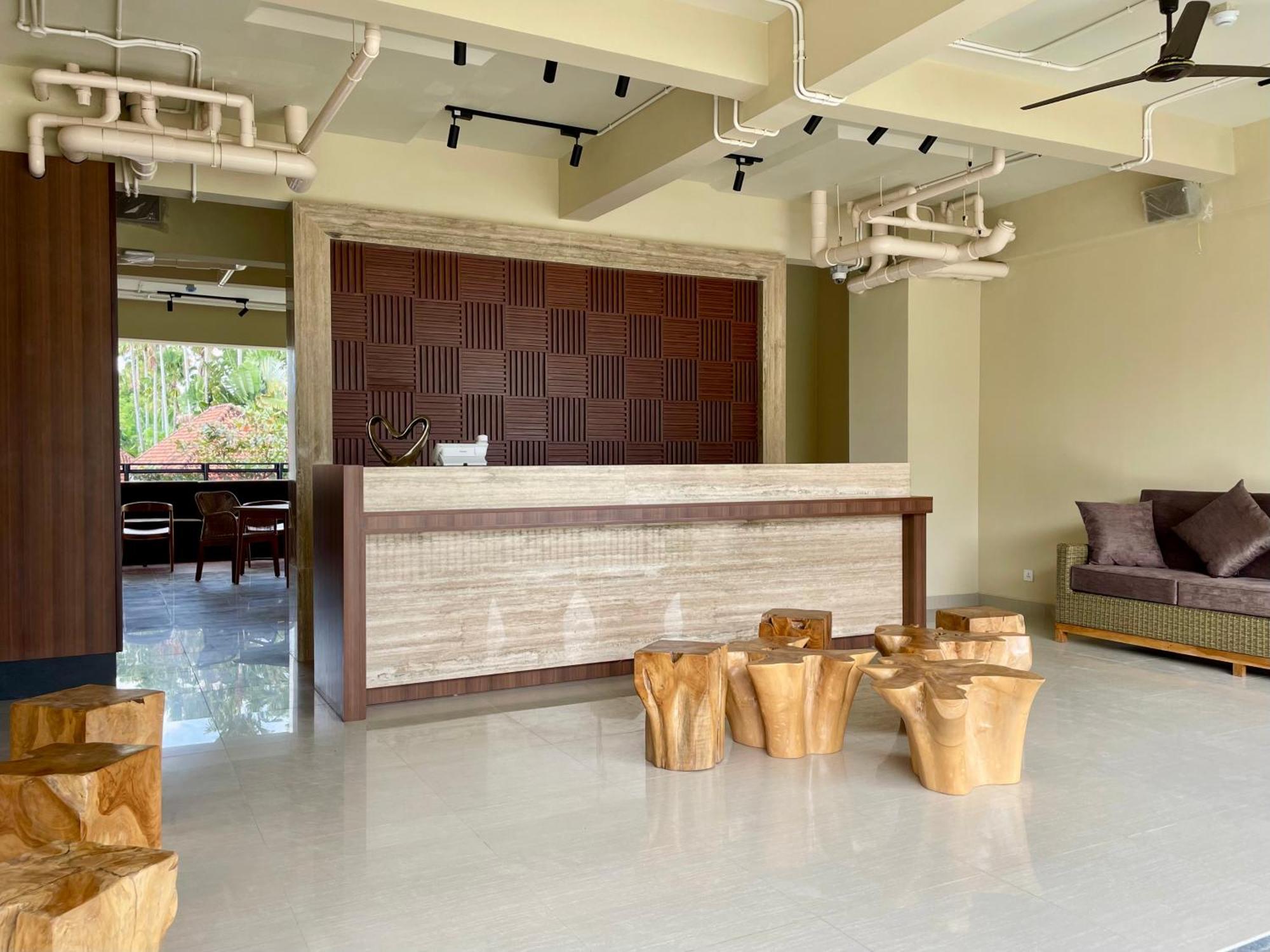 Anaya Hotel Canggu Esterno foto
