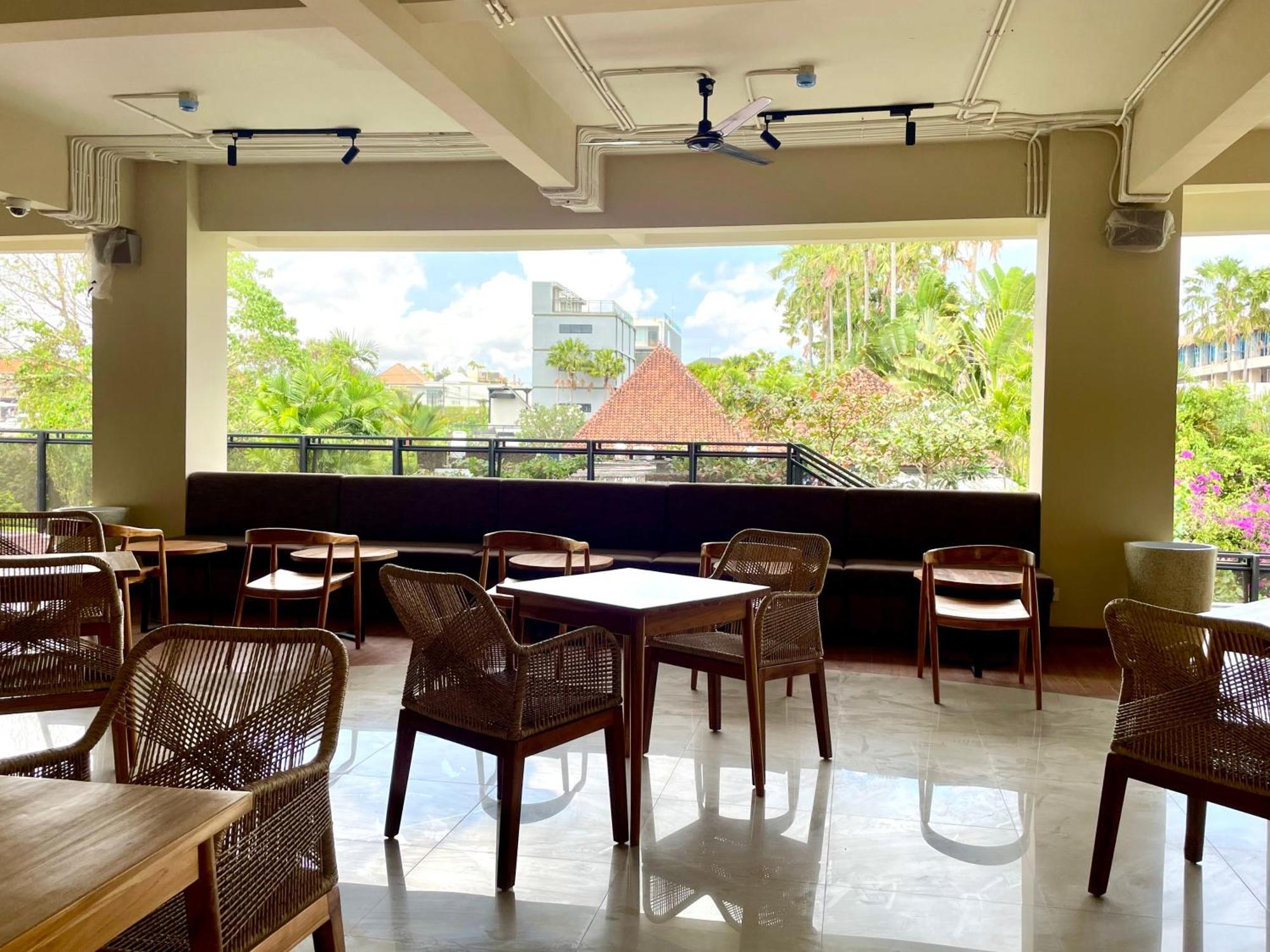 Anaya Hotel Canggu Esterno foto